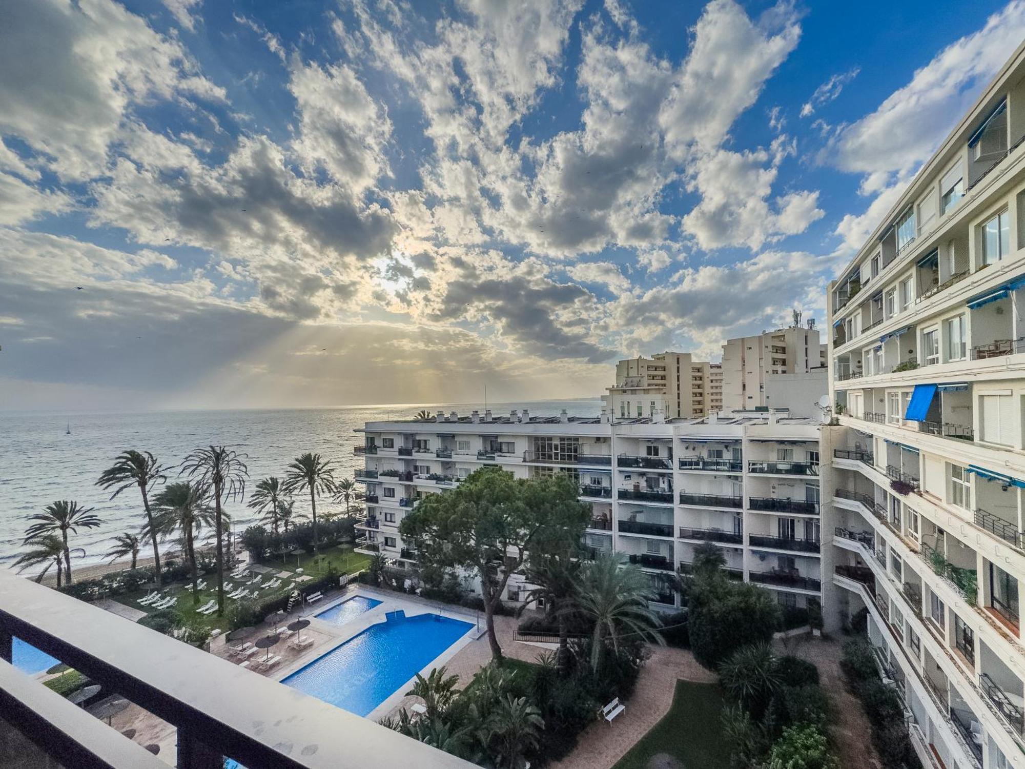 Skol 408A 2 Bedrooms Duplex With Sea Views Marbella Exteriör bild