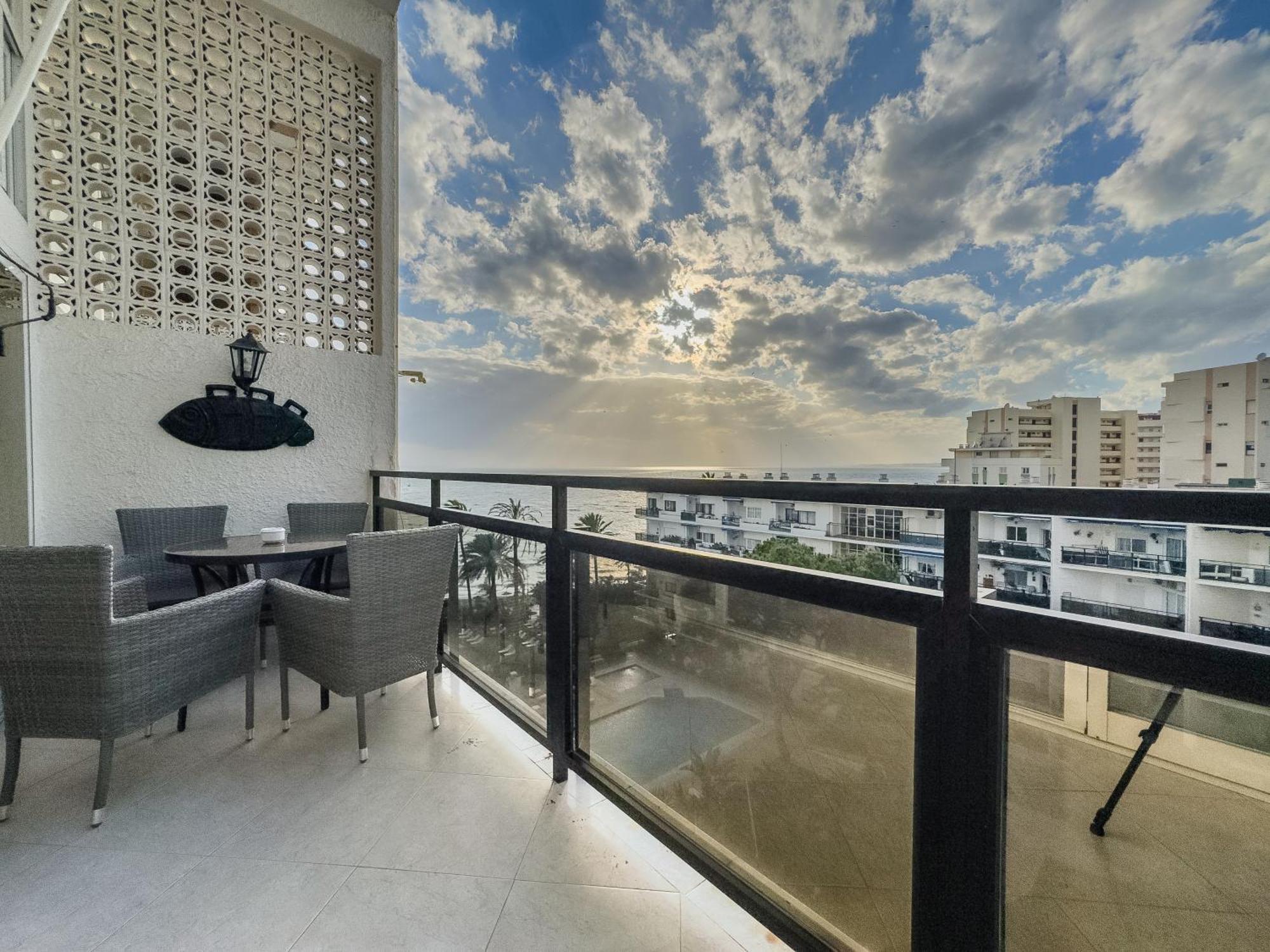 Skol 408A 2 Bedrooms Duplex With Sea Views Marbella Exteriör bild