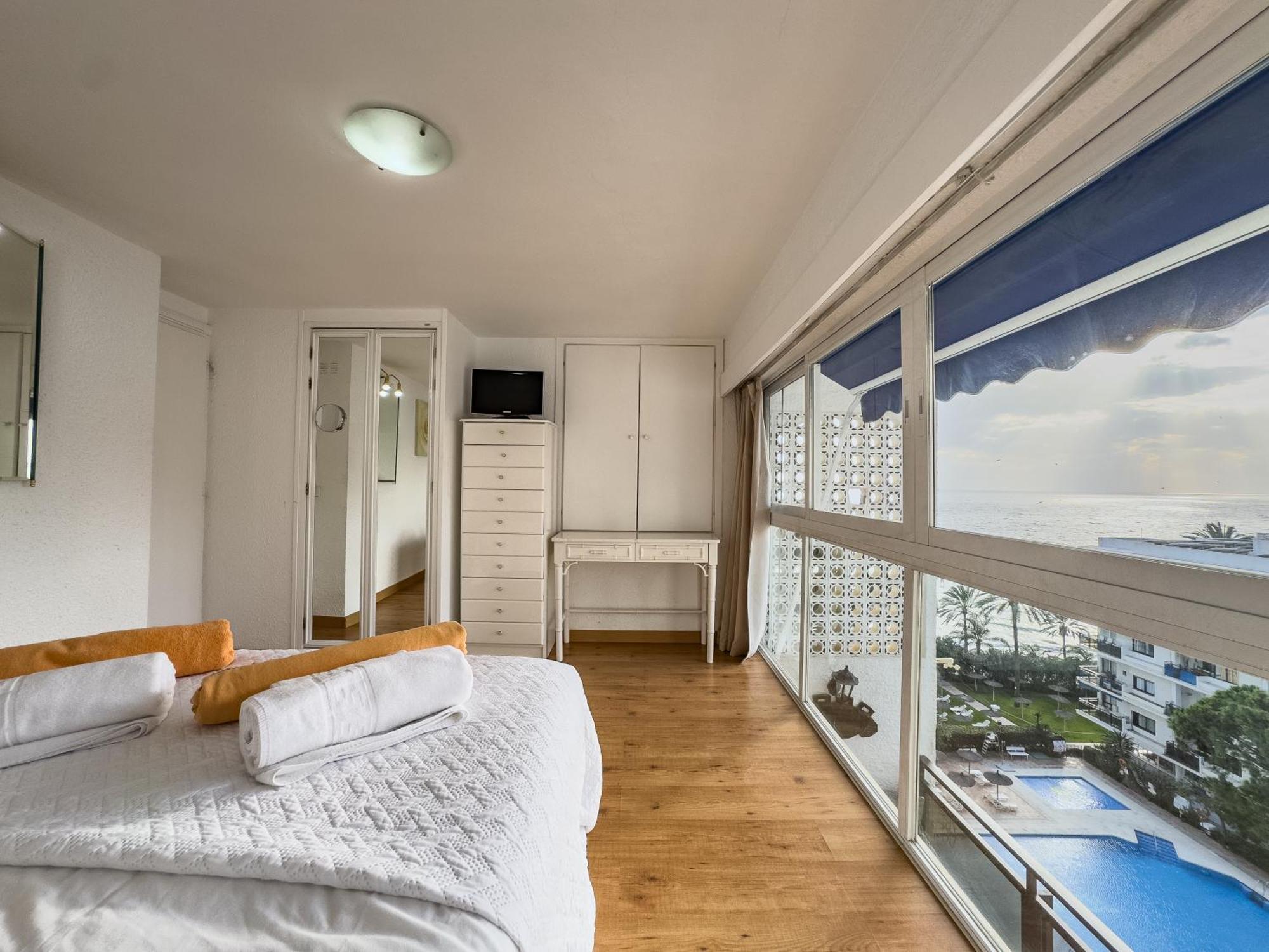 Skol 408A 2 Bedrooms Duplex With Sea Views Marbella Exteriör bild